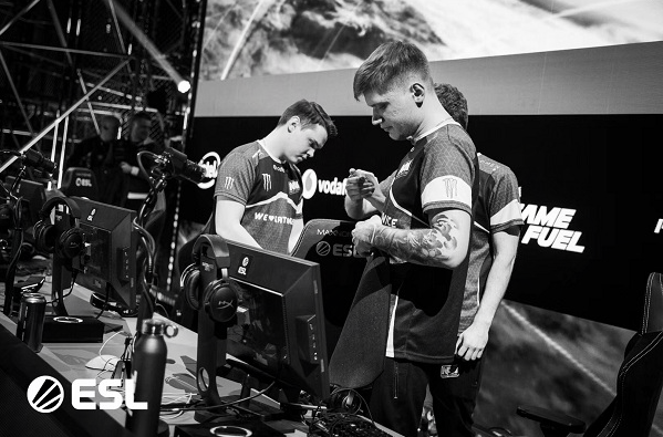 续发展成为 续发展成为